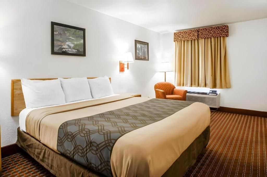 Econo Lodge Truman Inn Sedalia Luaran gambar