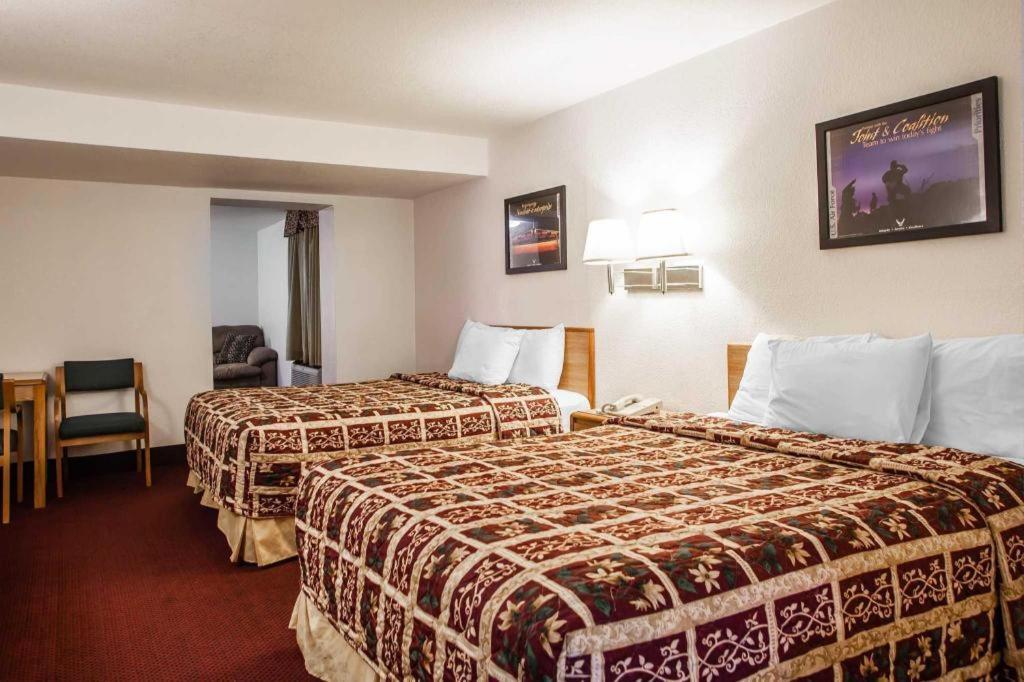 Econo Lodge Truman Inn Sedalia Luaran gambar