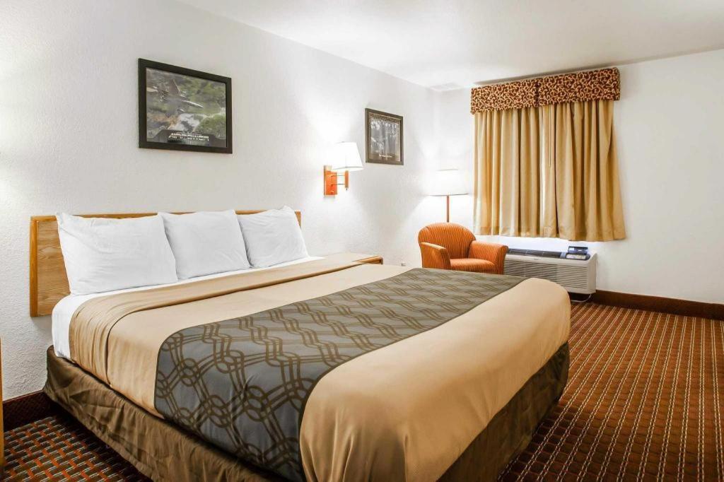 Econo Lodge Truman Inn Sedalia Luaran gambar