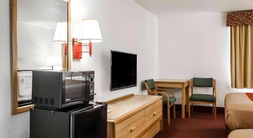 Econo Lodge Truman Inn Sedalia Luaran gambar