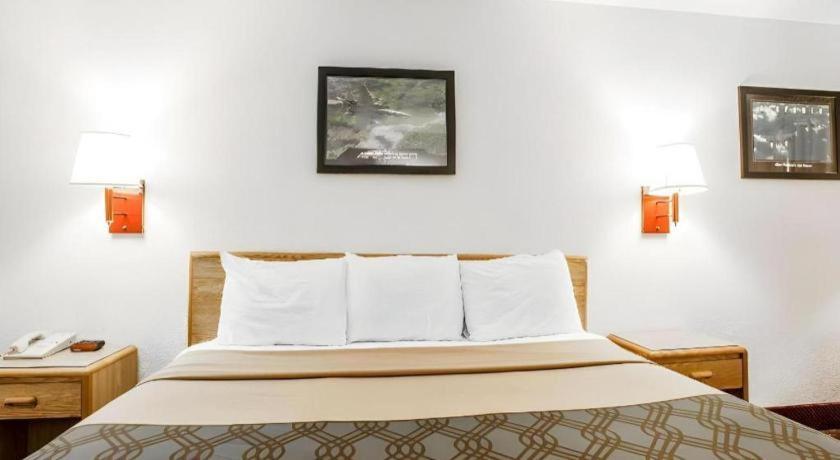 Econo Lodge Truman Inn Sedalia Luaran gambar